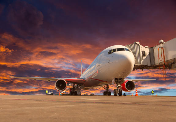 Let Aviation Schools Online show you how to become a commercial pilot in the Wisconsin area